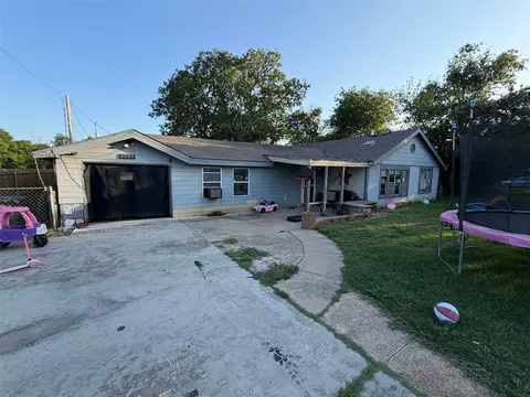 5506 Urbanview St, Sansom Park, TX 76114