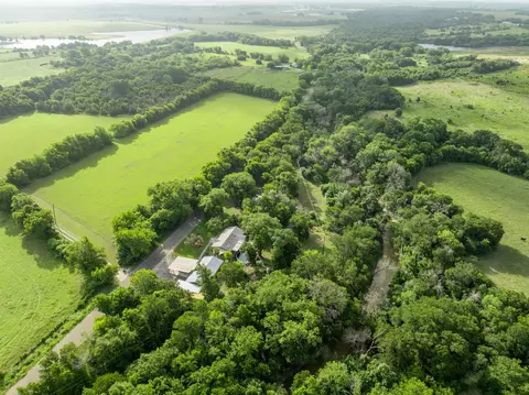 1598 Creek Rd, Lorena, TX 76655