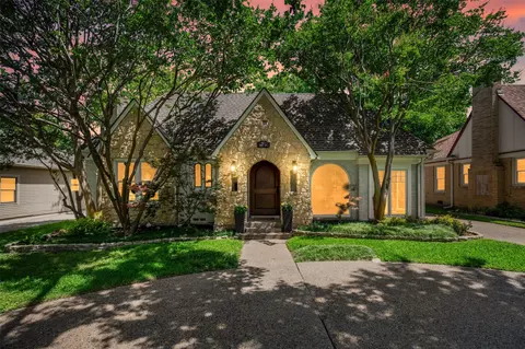 5621 Mccommas Blvd, Dallas, TX 75206