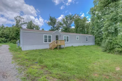 8121 Blanchard Latex Rd, Shreveport, LA 71107
