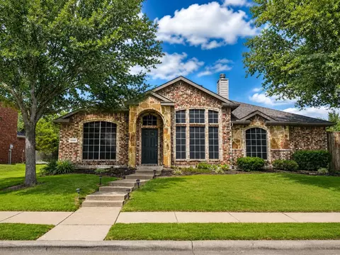 1050 Hidden Lakes Way, Rockwall, TX 75087
