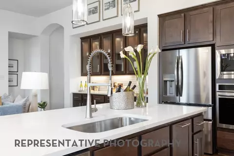 Kitchen - 1609 Buscot Ln, Haslet, TX 76052 photo 7 of 10