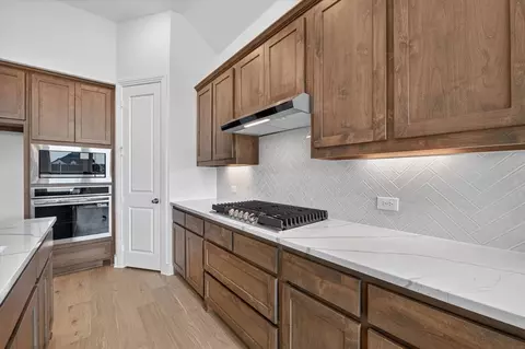 Kitchen - 1609 Buscot Ln, Haslet, TX 76052 photo 2 of 4