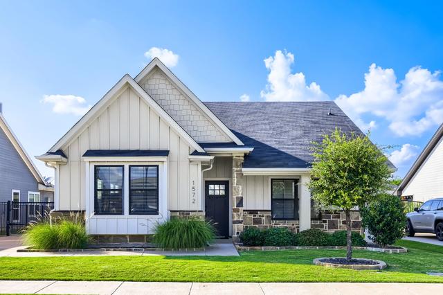 1572 Lizzie Ln, Burleson, TX 76028