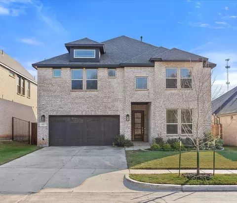 111 Kingfisher Ln, Aledo, TX 76008