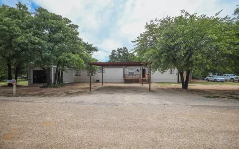 720 Red Oak Farm Rd, Clyde, TX 79510