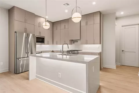 1900 S Ervay St #416, Dallas, TX 75215