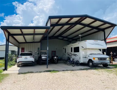 125 Patriot Dr, Whitney, TX 76692
