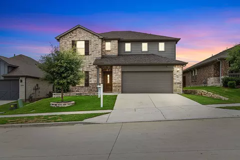 10513 Big Lagoon Dr, Fort Worth, TX 76179
