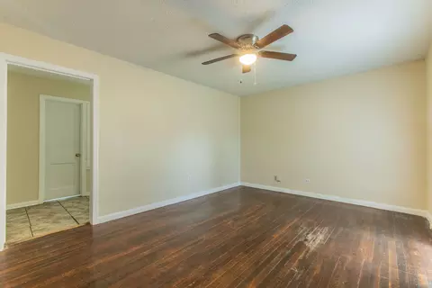 Living - 3617 Pine Ave, Waco, TX 76708 photo 1 of 2