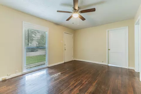 Living - 3617 Pine Ave, Waco, TX 76708 photo 2 of 2