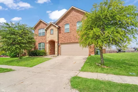 802 Swan Ridge Dr, Sherman, TX 75092