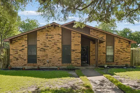 2617 Emberwood Dr, Garland, TX 75043