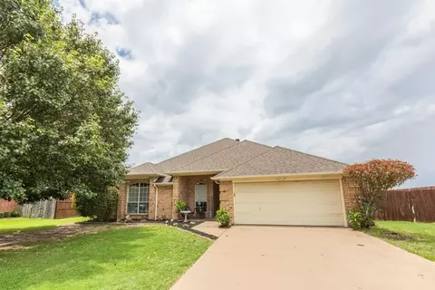 6900 Jacquline Blvd, Greenville, TX 75402