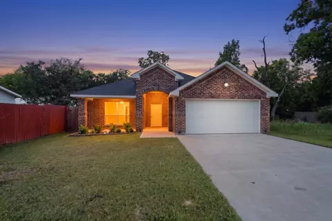 3912 Oneal St, Greenville, TX 75401