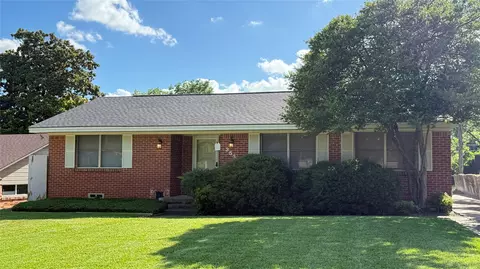 3537 Rock Bluff Dr, Dallas, TX 75227