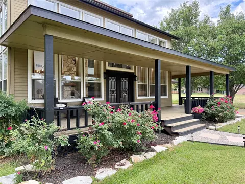 131 San Felipe Dr, Mabank, TX 75156