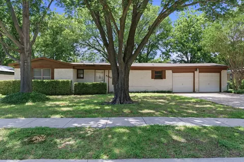 4333 Mackey Dr, North Richland Hills, TX 76180
