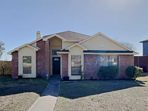 833 Weaver St, Cedar Hill, TX 75104