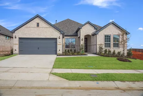 685 Red Maple Rd, Waxahachie, TX 75165