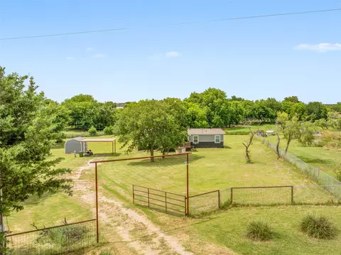 514 Blue Sky Ct, Springtown, TX 76082