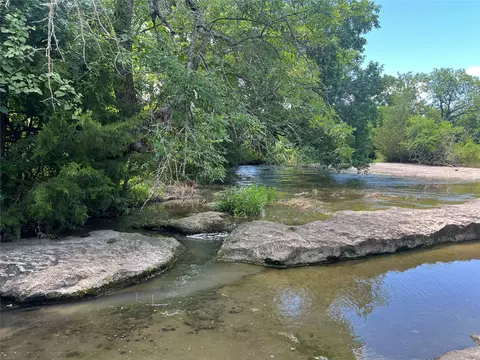 835 County Road 3715, Gober, TX 75443