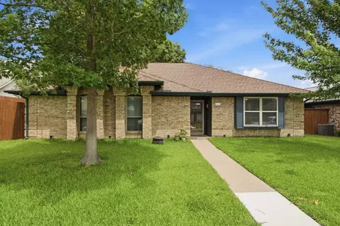 328 Lakewood Ct, Coppell, TX 75019