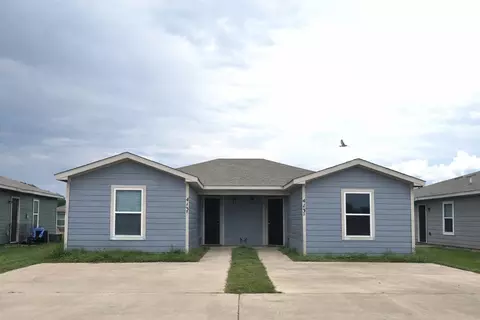 413 County Line Rd, Mabank, TX 75147