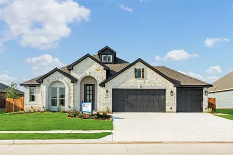 209 Saddletree Dr, Nevada, TX 75173