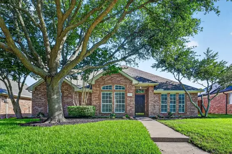 10317 Hunter Run, Frisco, TX 75035