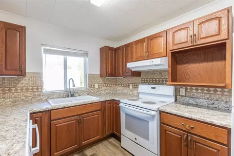 Kitchen - 236 War Paint Rd, Abilene, TX 79601 photo 2 of 3