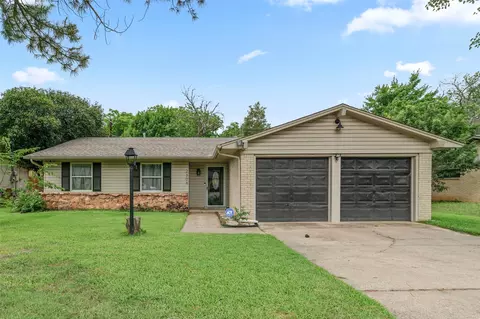 2308 Westwood Dr, Denton, TX 76205