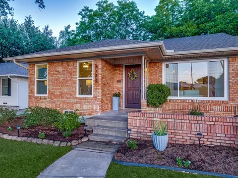 6438 E Lovers Ln, Dallas, TX 75214