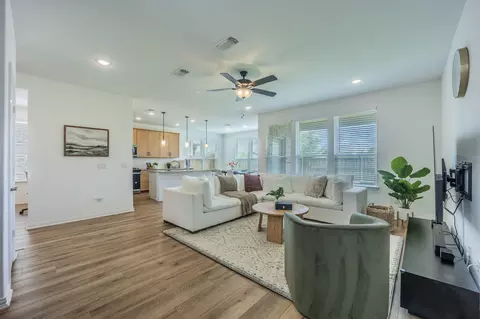 2774 Henson Ln, Garland, TX 75040