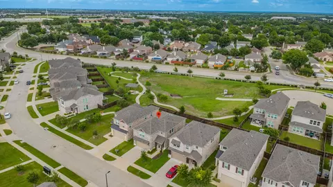 2774 Henson Ln, Garland, TX 75040