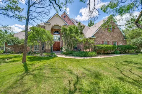 341 Onyx Dr, Oak Point, TX 75068