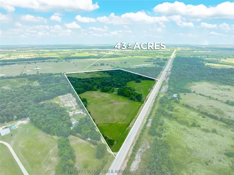 9253 Us Highway 271 S, Deport, TX 75435