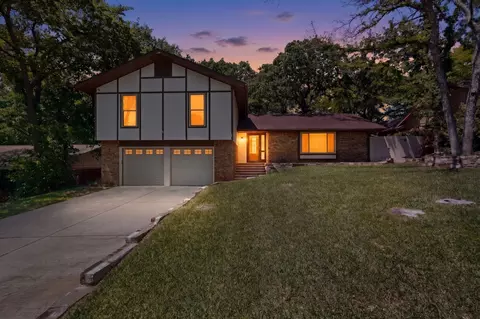 3411 Sheffield Dr, Arlington, TX 76013