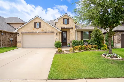 617 Fox Creek Trl, Fort Worth, TX 76131