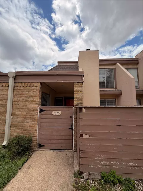 3045 Park Ln #1075, Dallas, TX 75220