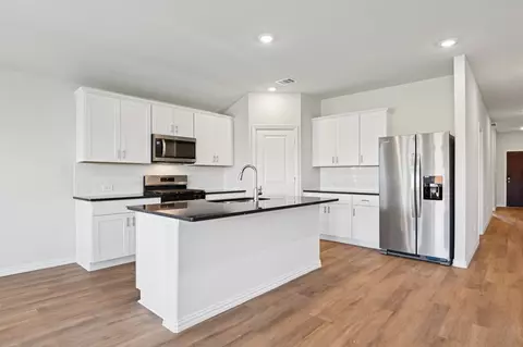 1572 Coldwater Way, Crandall, TX 75114