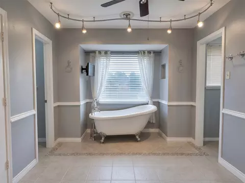 1442 Marlene Pl, Desoto, TX 75115