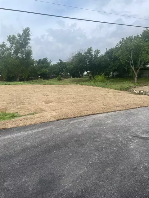 1006 S Riggins St, Anna, TX 75409