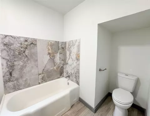 Bath - 1402 Avenue A, Cisco, TX 76437 photo 1 of 4