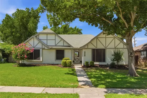 1561 Winter Park Ln, Lewisville, TX 75077