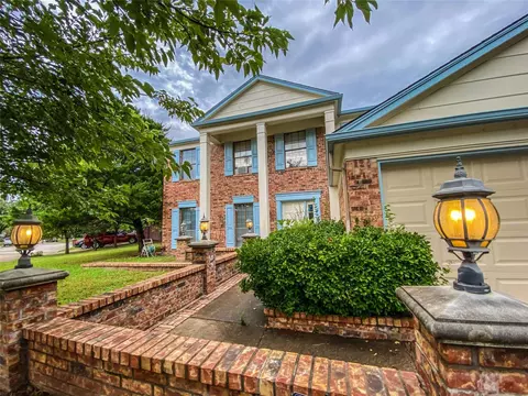 4250 Claremont Dr, Grand Prairie, TX 75052