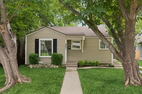 4821 Calmont Ave, Fort Worth, TX 76107