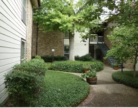 7107 Holly Hill Dr #12, Dallas, TX 75231