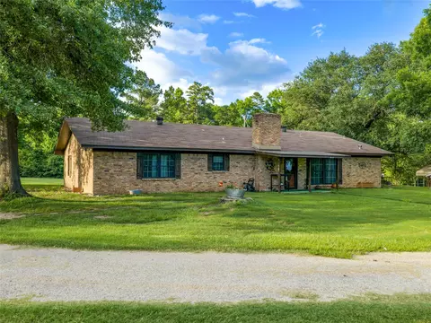 Exterior - 9822 Nasturtium Rd, Ore City, TX 75683 photo 4 of 6