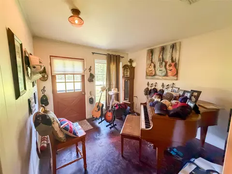 Entry Way - 9822 Nasturtium Rd, Ore City, TX 75683 photo 1 of 1